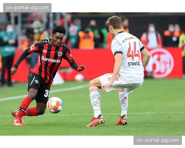 纪录片《莱茵德比》上映,讲述门兴与勒沃库森间的百年恩怨 纪录片《莱茵德比》上映,讲述门兴与勒沃库森间的百年恩怨