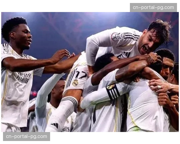 终场哨响，皇马球员庆祝艰难胜利保留争冠希望